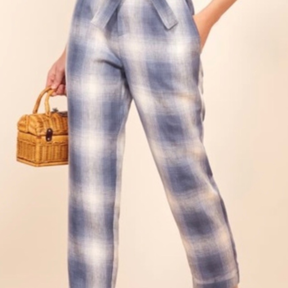 Reformation Bristol Linen Pant - Ghost Color - Picture 2 of 8